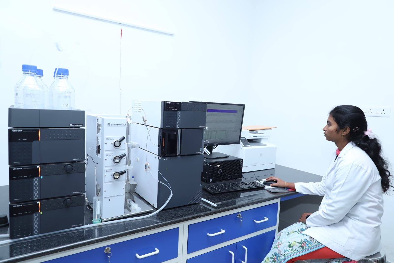 Proteomics & Metabolomics Facility